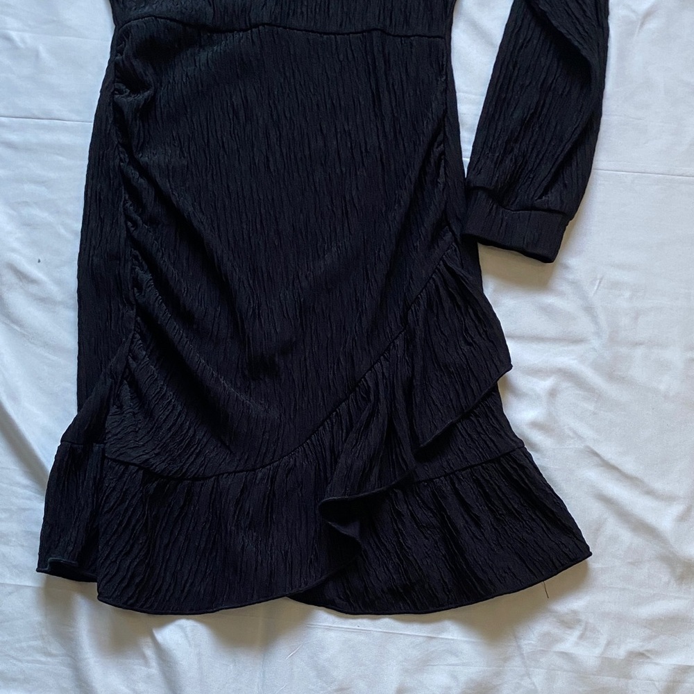 Chic Black Long Sleeve Dress - Picture 11 of 14